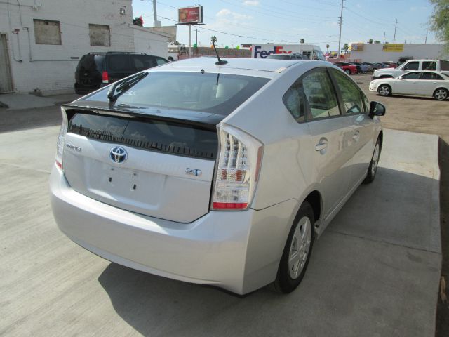 Toyota Prius 2010 photo 1