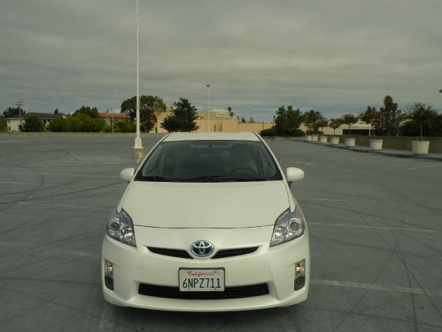 Toyota Prius 2010 photo 3