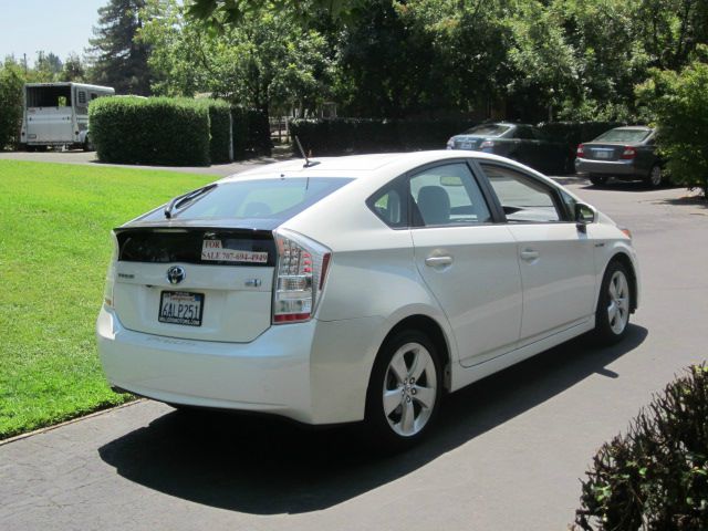 Toyota Prius 2010 photo 1