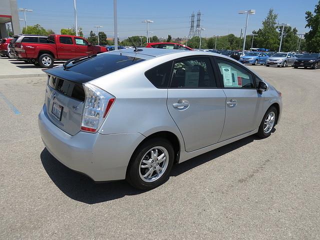 Toyota Prius 2010 photo 10