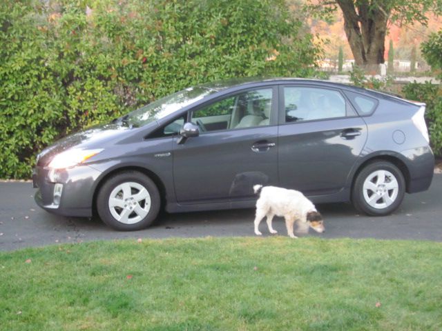 Toyota Prius 2010 photo 3