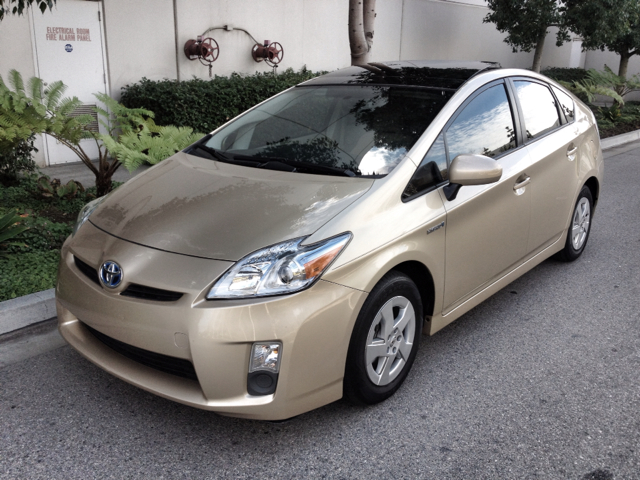 Toyota Prius 2010 photo 2