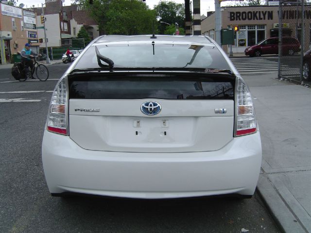 Toyota Prius 2010 photo 1