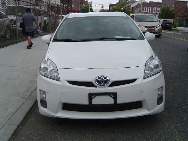 Toyota Prius 2010 photo 2