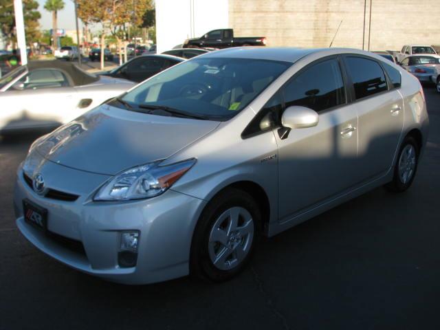 Toyota Prius Tv Hatchback