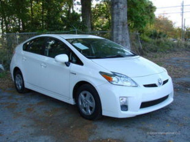 Toyota Prius 2010 photo 2