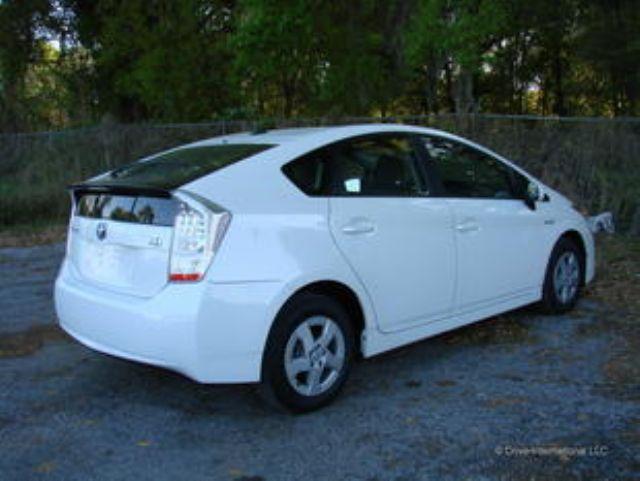 Toyota Prius 2010 photo 3