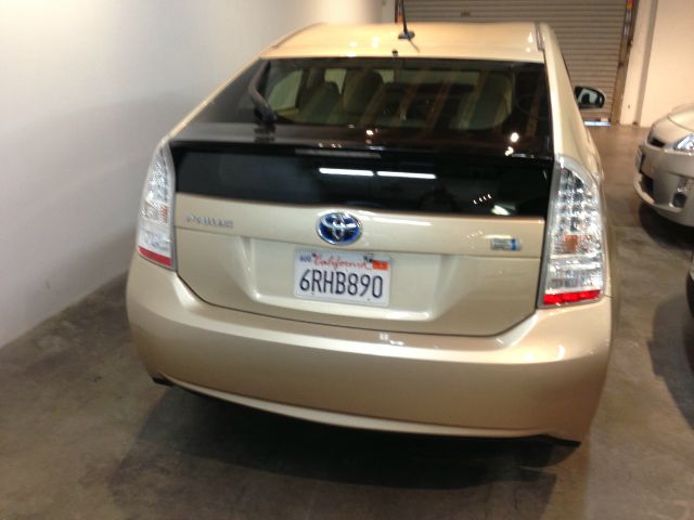 Toyota Prius 2010 photo 1