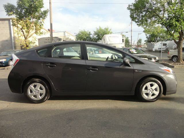 Toyota Prius 2010 photo 2