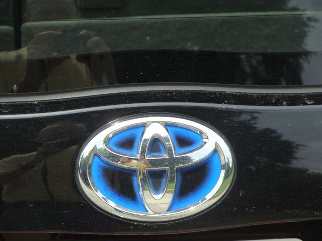 Toyota Prius 2010 photo 2