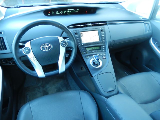 Toyota Prius 2010 photo 2