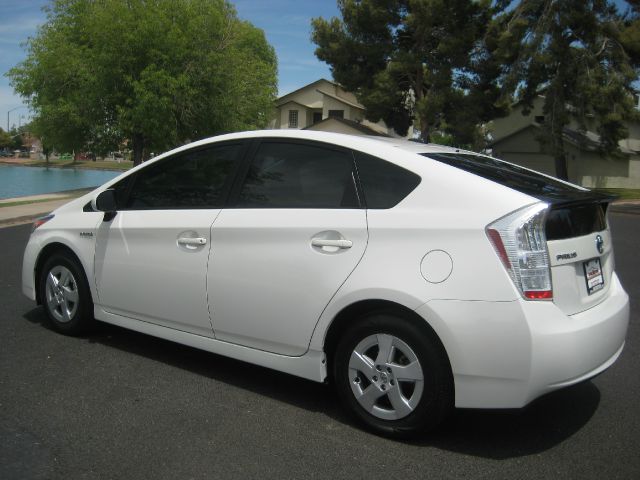 Toyota Prius 2010 photo 1