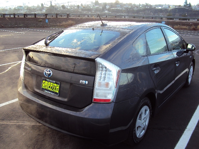 Toyota Prius 2011 photo 4