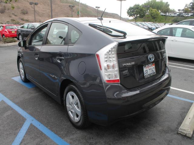 Toyota Prius 2011 photo 5