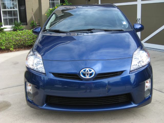 Toyota Prius 2011 photo 2