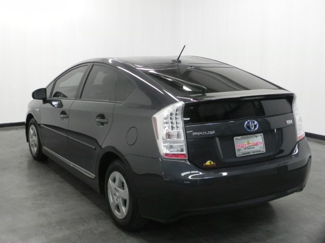 Toyota Prius 2011 photo 1