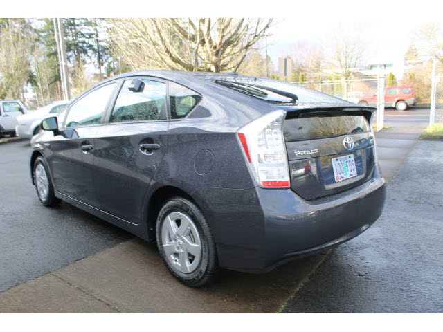 Toyota Prius 2011 photo 3