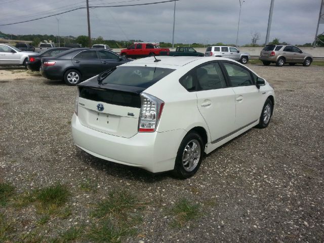 Toyota Prius 2011 photo 1