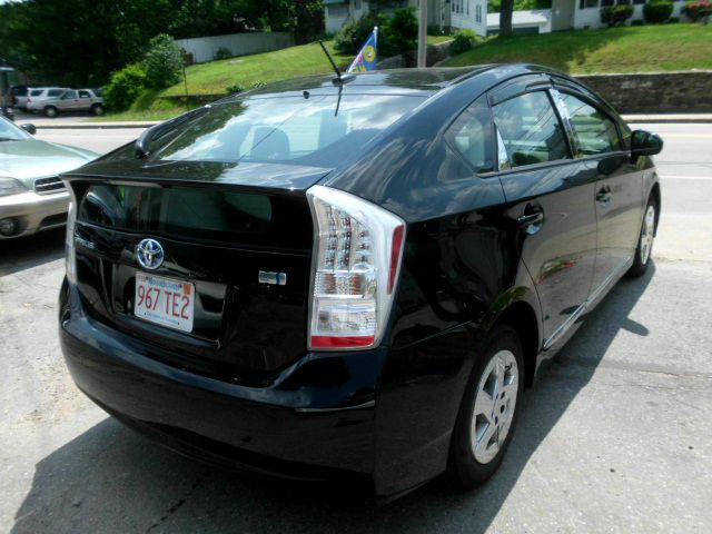 Toyota Prius 2011 photo 1