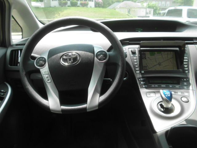 Toyota Prius 2011 photo 5