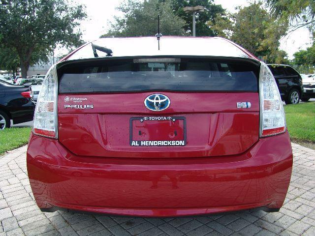 Toyota Prius 2011 photo 3