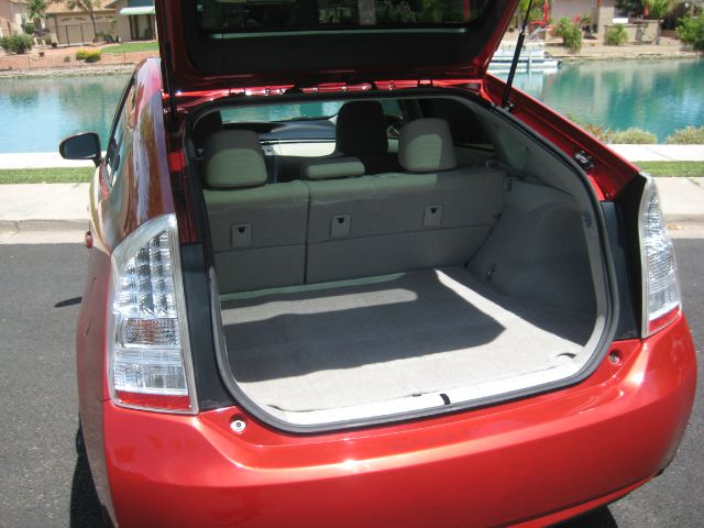 Toyota Prius 2011 photo 6