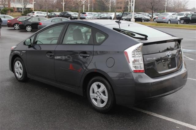 Toyota Prius 2011 photo 4