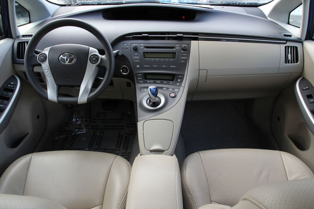 Toyota Prius 2011 photo 4