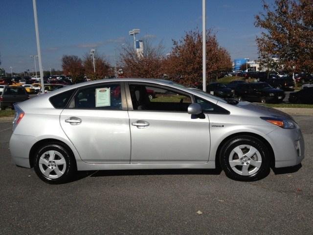 Toyota Prius 2011 photo 1