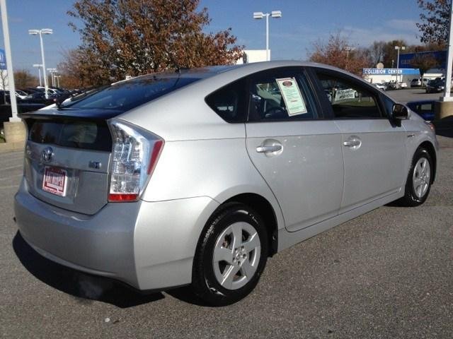 Toyota Prius 2011 photo 2