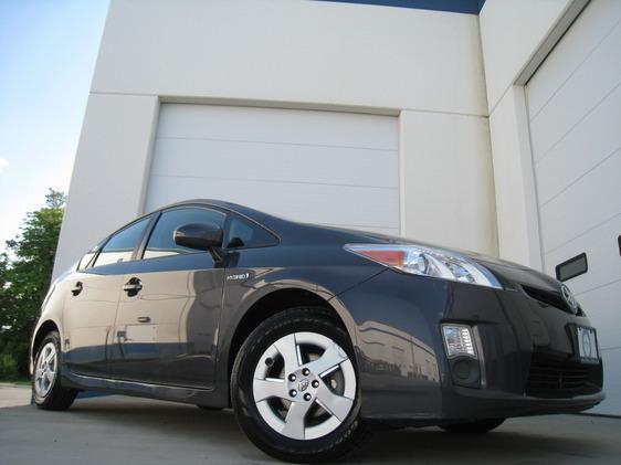 Toyota Prius 2011 photo 2