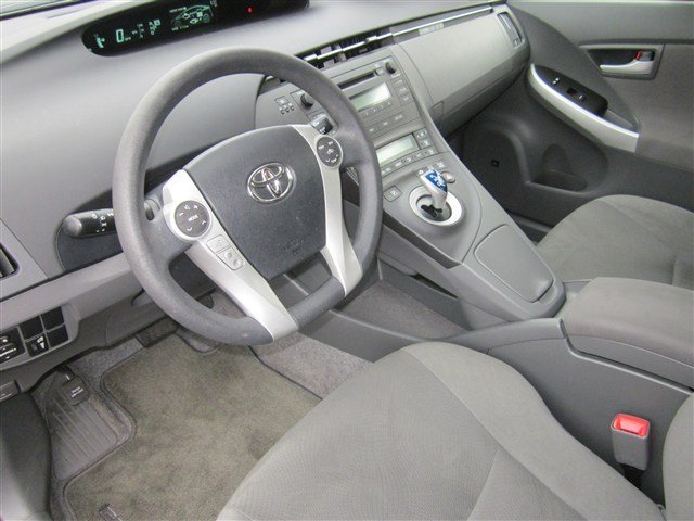 Toyota Prius 2011 photo 2