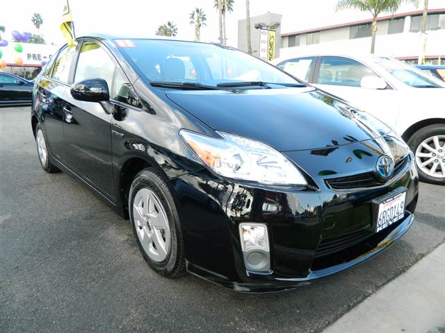 Toyota Prius 2011 photo 2