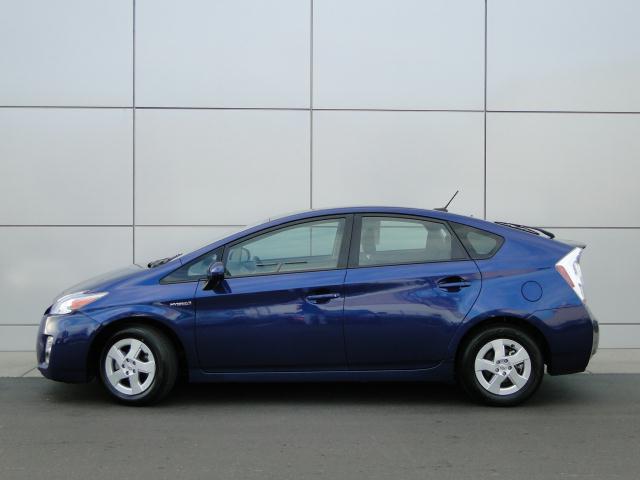 Toyota Prius 2011 photo 2