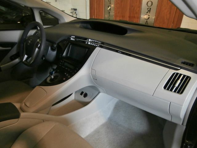 Toyota Prius 2011 photo 4