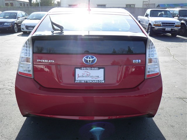 Toyota Prius 2011 photo 5