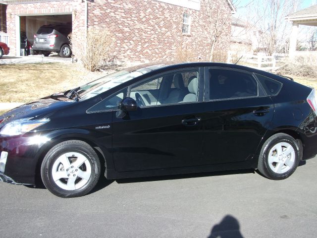 Toyota Prius 2011 photo 2