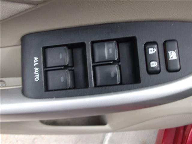 Toyota Prius 2011 photo 2