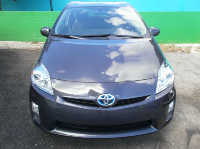 Toyota Prius 2011 photo 1