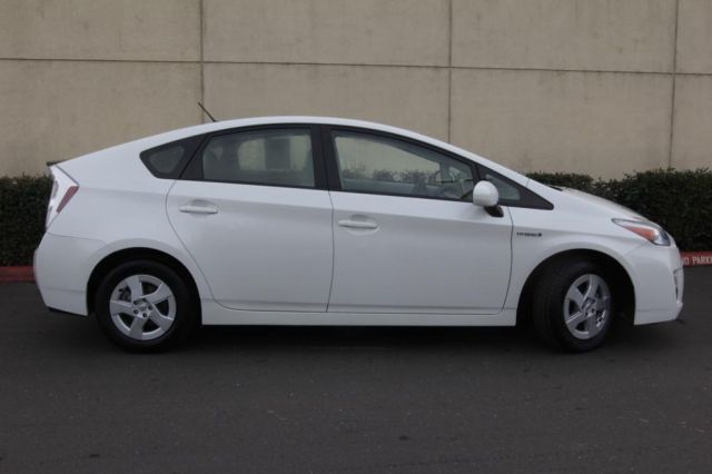 Toyota Prius 2011 photo 4