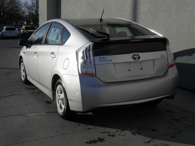 Toyota Prius 2011 photo 4