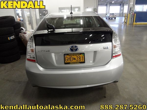 Toyota Prius 2011 photo 2