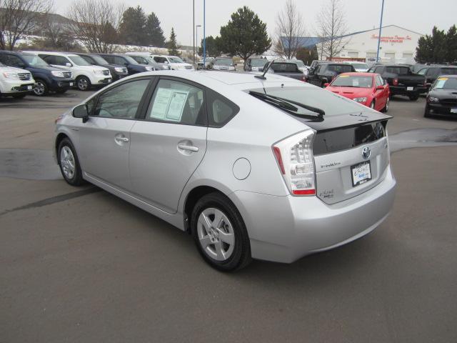 Toyota Prius 2011 photo 5