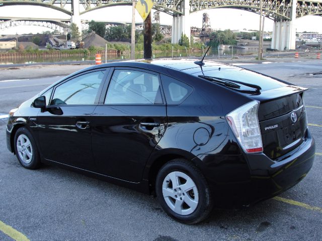 Toyota Prius 2011 photo 1