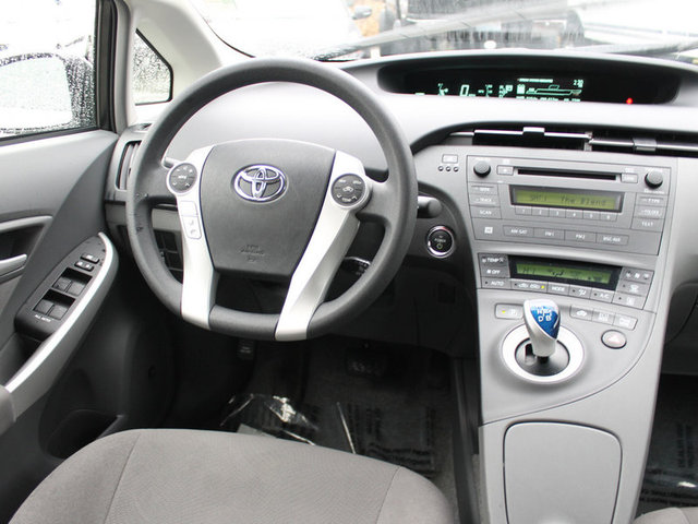 Toyota Prius 2011 photo 5