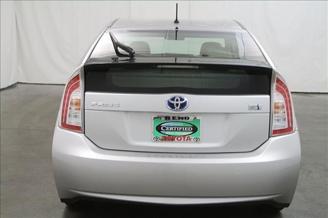 Toyota Prius 2012 photo 11