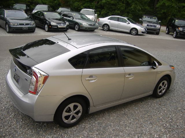 Toyota Prius 2012 photo 19