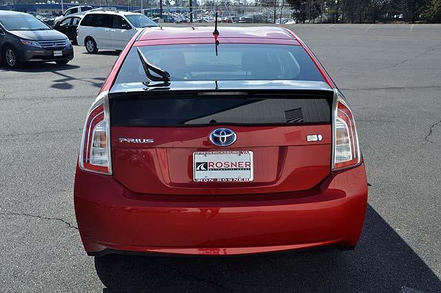 Toyota Prius 2012 photo 19