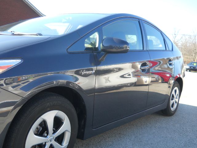 Toyota Prius 2012 photo 9