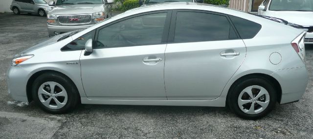 Toyota Prius 2012 photo 4